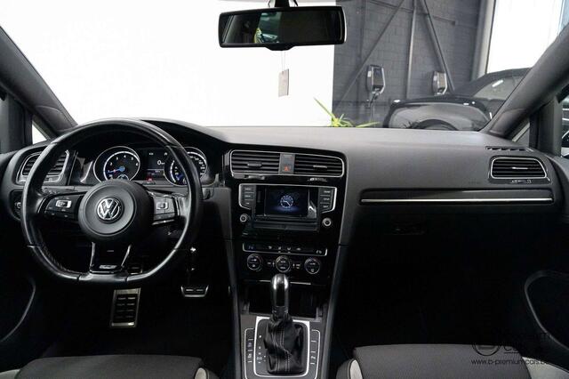 Volkswagen Golf R 2.0 DSG 4 Motion ACC 19 OZ wheels Alcantara