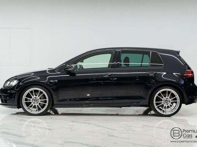 Volkswagen Golf R 2.0 DSG 4 Motion ACC 19 OZ wheels Alcantara