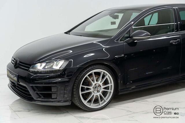 Volkswagen Golf R 2.0 DSG 4 Motion ACC 19 OZ wheels Alcantara