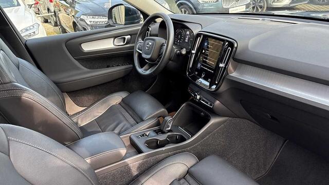 Volvo XC40 Recharge Inscription, T5 plug-in hybrid 3YEAR WARRANTY