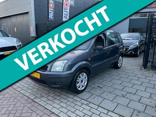 FORD FUSION 1.4-16V Trend Airco 4x Nieuwe banden NAP APK