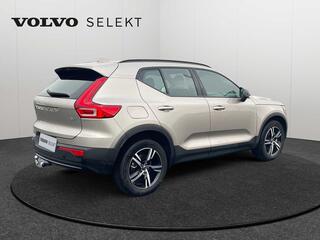 VOLVO XC40 XC40 Plus, B4 Mild hybride, Benzine, Dark