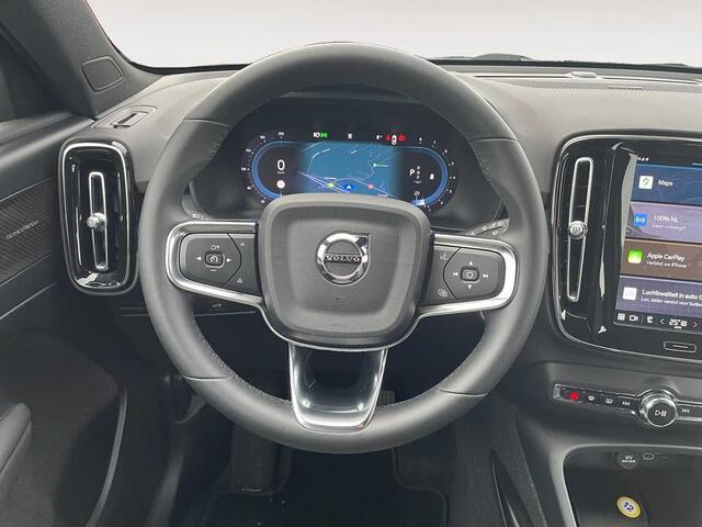 Volvo XC40 Plus, B4 Mild hybride, Benzine, Dark