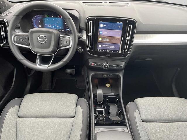 Volvo XC40 Plus, B4 Mild hybride, Benzine, Dark