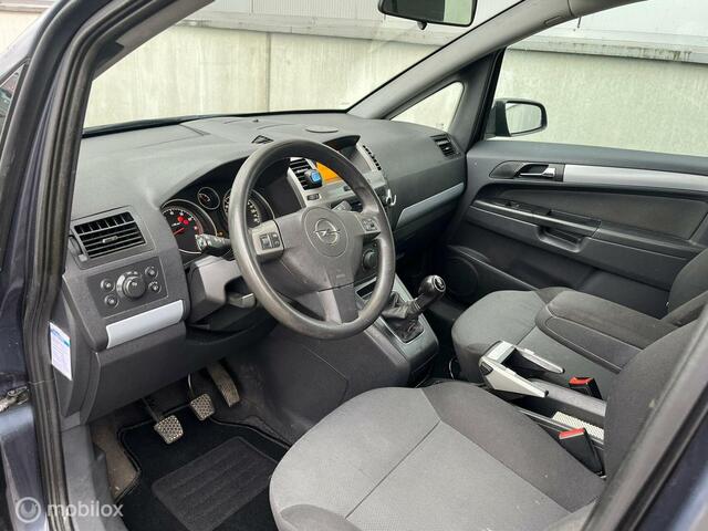 Opel Zafira TREKHAAK CARPLAY APK AIRCO 7PERS CRUISE 270D KM