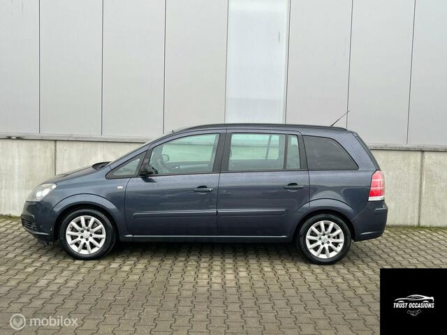 Opel Zafira TREKHAAK CARPLAY APK AIRCO 7PERS CRUISE 270D KM