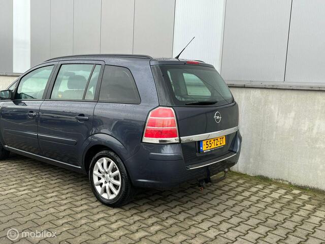 Opel Zafira TREKHAAK CARPLAY APK AIRCO 7PERS CRUISE 270D KM