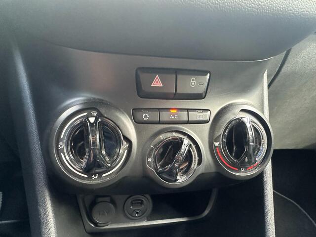 Peugeot 208 1.2 PureTech Style20145-deursNaviNAP 1 jaar APK