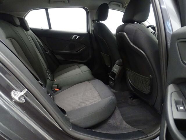 BMW 1-Serie 118 i Hatch New FULL LED-NAVI-PARKING-CRUISE