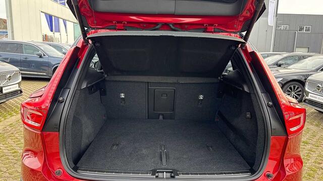 Volvo XC40 R-Design T3 3YEAR WARRANTY