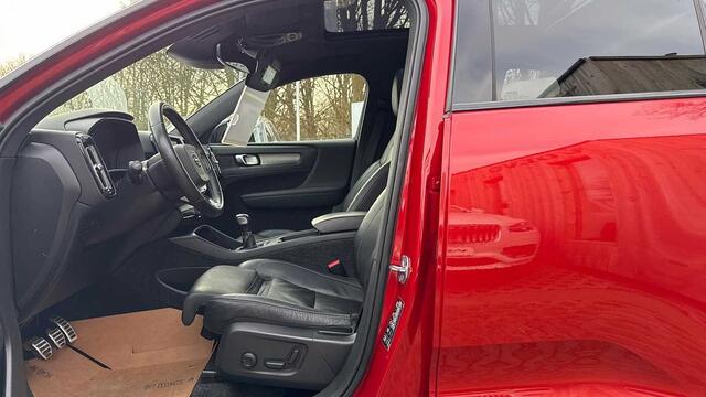 Volvo XC40 R-Design T3 3YEAR WARRANTY
