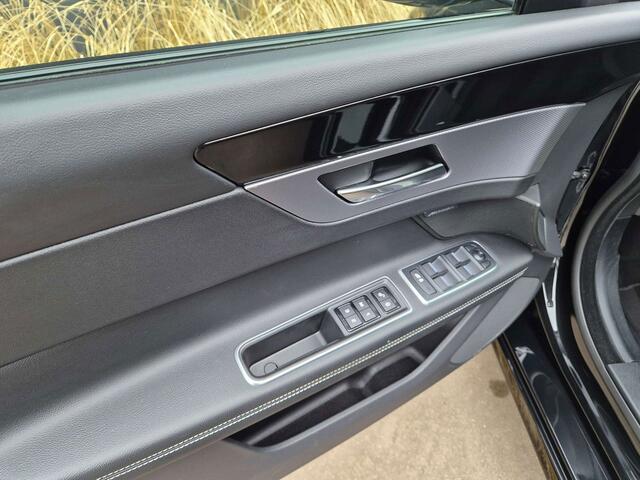 Jaguar XF 2.0 TAUT.R-SPORTPANO DAKDEELLEDERCAMERA