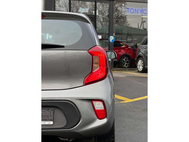 KIA Picanto 1.0ibo�te auto?990km?A/CJANTESUSBAUXB