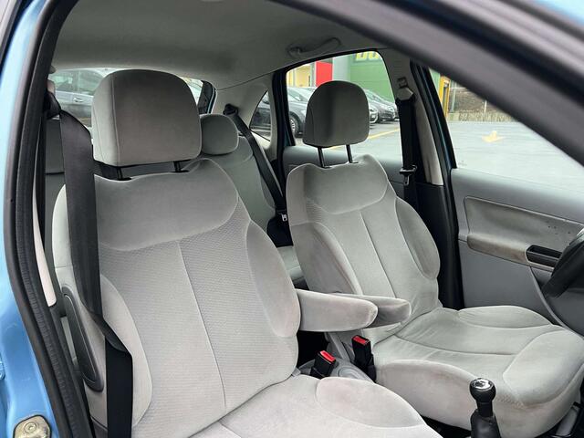 Citroen C3 1.4i ExclusiveCLIMAcontr�le techniqueCar-pas