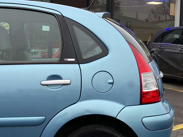 Citroen C3 1.4i ExclusiveCLIMAcontr�le techniqueCar-pas