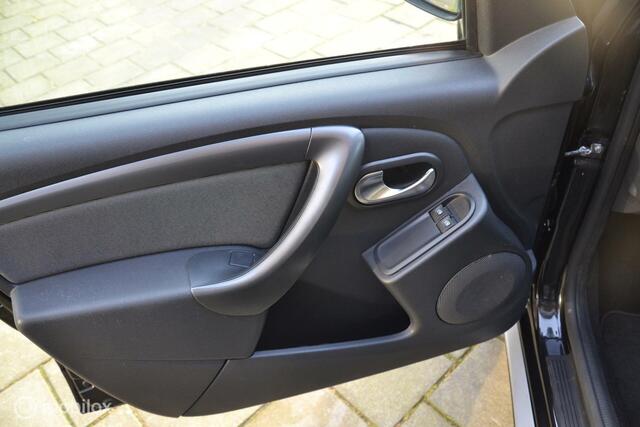 Dacia Duster 1.2 TCe 4x2 Série Limitée BlackShadow|1e eig|