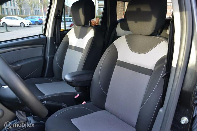Dacia Duster 1.2 TCe 4x2 Série Limitée BlackShadow|1e eig|