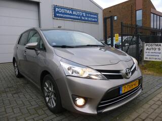 TOYOTA VERSO 1.8 VVT-i Business, luxe uitvoering, boekjes aanwezig.