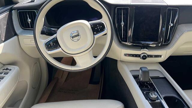 Volvo XC60 Recharge Plus Dark, T6 AWD Plug in Hybride 3YEAR WARRANTY