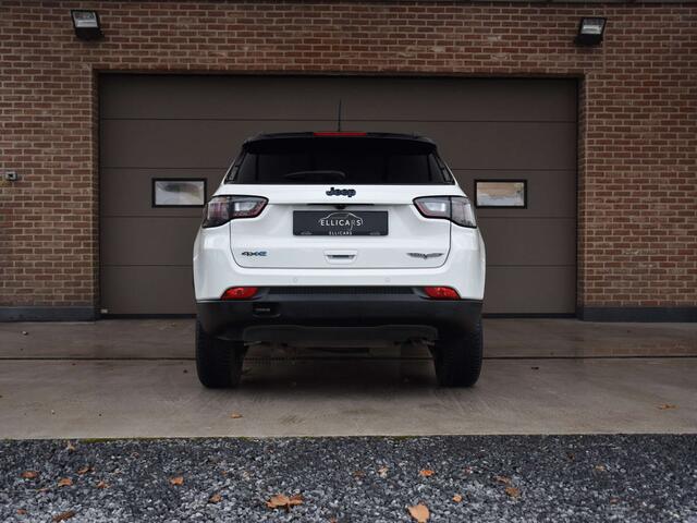 Jeep Compass 1.3 T PHEV / 4XE / TRAILHAWK / CARPLAY / CAM / LED