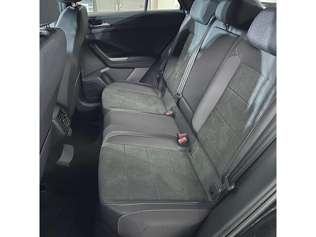 Volkswagen T-ROC 1.5 TSI Style Black Pack ErgoActive Seat DSG 