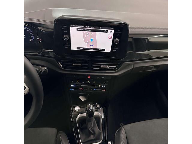 Volkswagen T-ROC 1.5 TSI Style Black Pack ErgoActive Seat DSG 