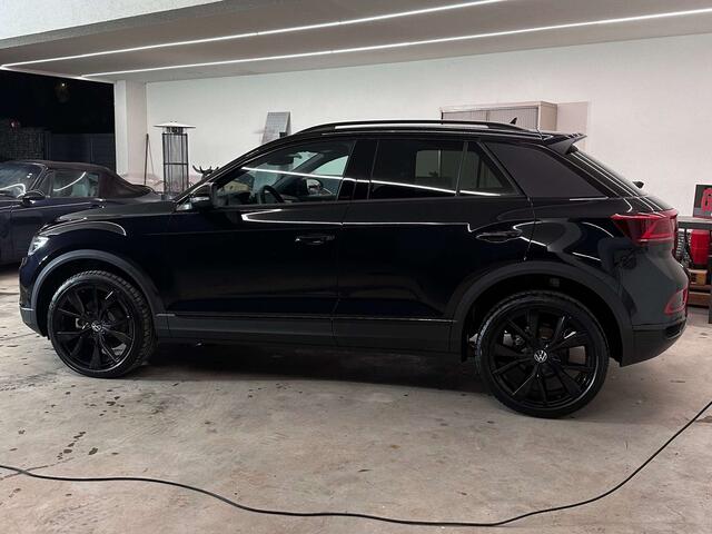 Volkswagen T-ROC 1.5 TSI Style Black Pack ErgoActive Seat DSG 