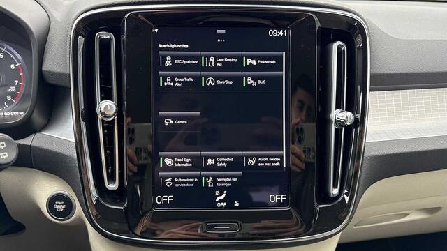 Volvo XC40 Momentum Pro, T2 Geartronic 3YEAR WARRANTY