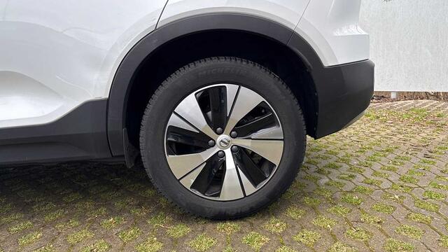Volvo XC40 Momentum Pro, T2 Geartronic 3YEAR WARRANTY