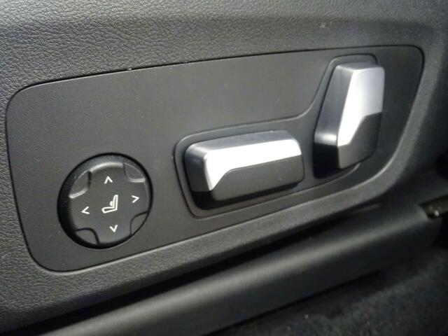 BMW 1-Serie X3 20dA 163 XDrive NAVI PRO-CUIR-T PANO-CAMERA 360