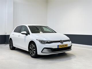 VOLKSWAGEN GOLF 1.5 TSI | Navi | Apple Carplay/ Android Auto | PDC | Stoelverwarming| Stuurverwarming |
