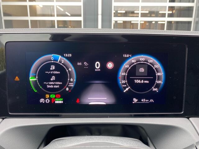 Volkswagen Tiguan 1.5 TSI EHYBRID R-LINE BLACK-OPTIK LEDER/PANO-DAK/TREKHAAK/LEDER/360-C