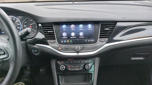 Opel Astra SPORTS TOURER+