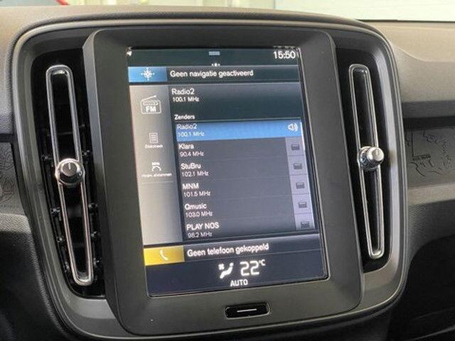 Volvo XC40 T2 Momentum App ConnectDigital CockpitSensoren achter
