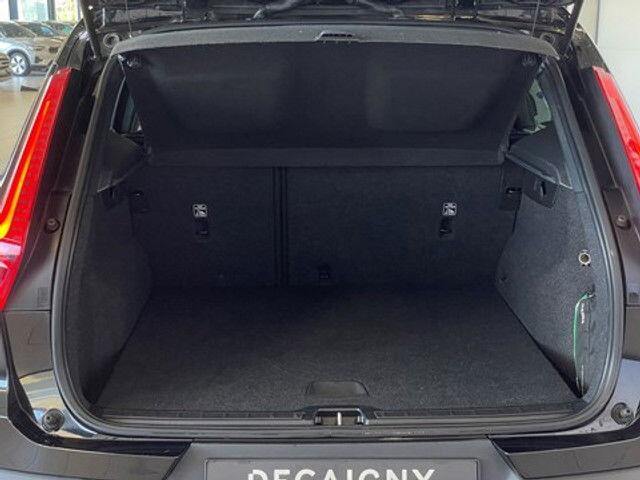 Volvo XC40 T2 Momentum App ConnectDigital CockpitSensoren achter