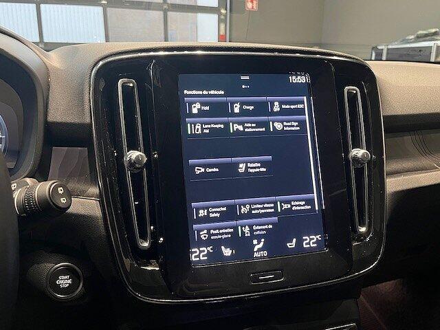 Volvo XC40 Recharge Ultimate, T4 plug-in hybrid, Électrique/essence, Dark