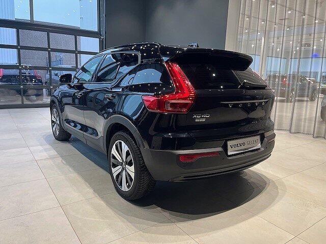 Volvo XC40 Recharge Ultimate, T4 plug-in hybrid, Électrique/essence, Dark