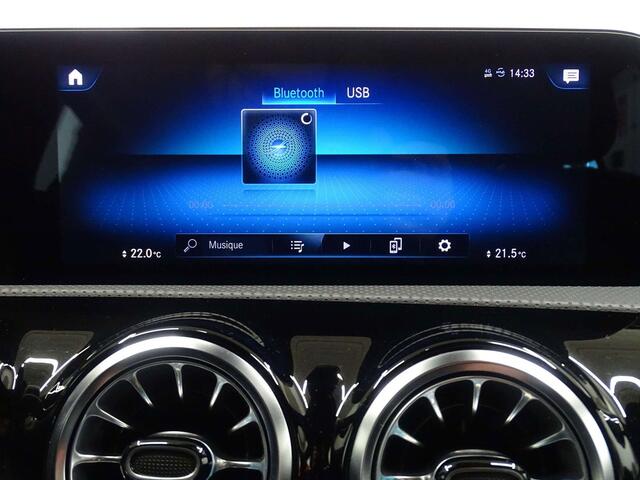 Mercedes-Benz CLA-Klasse 180 d ShootingBrake Luxury GTRONIC FULL LED-CUIR-NAVI