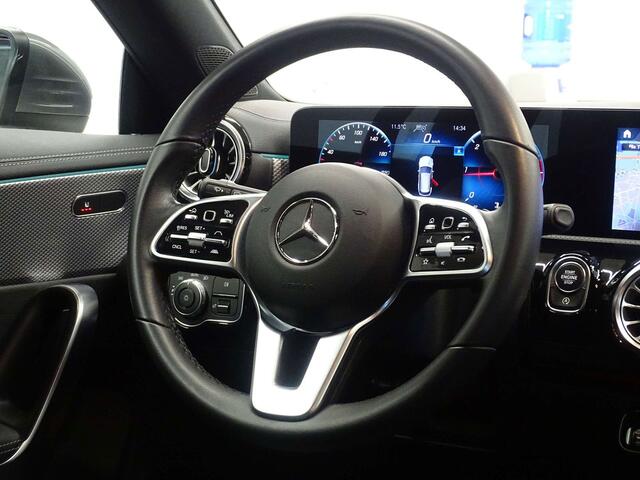 Mercedes-Benz CLA-Klasse 180 d ShootingBrake Luxury GTRONIC FULL LED-CUIR-NAVI