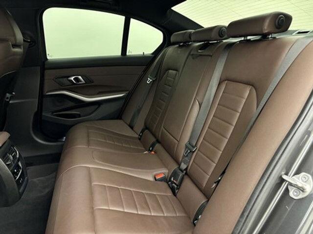 BMW 3-Serie 330 330e AUT. Hybrid Leder GPS Camera Verw.zetels