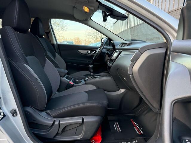 Nissan Qashqai 1.5 dCi N-Connecta /Navi/Cam�ra/Led/J.a/Tva/Gar./