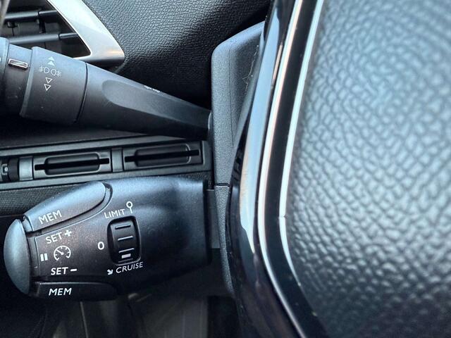 Peugeot 3008 1.6 BlueHDi Allure /Navi/Pano/Cockpit/Led/J.a/Tva/