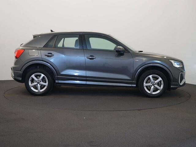 Audi Q2 S-Line 35TFSI DSG|LED|Park.Assist|CAM|Si�ges.CH