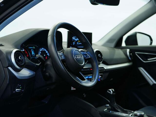 Audi Q2 S-Line 35TFSI DSG|LED|Park.Assist|CAM|Si�ges.CH