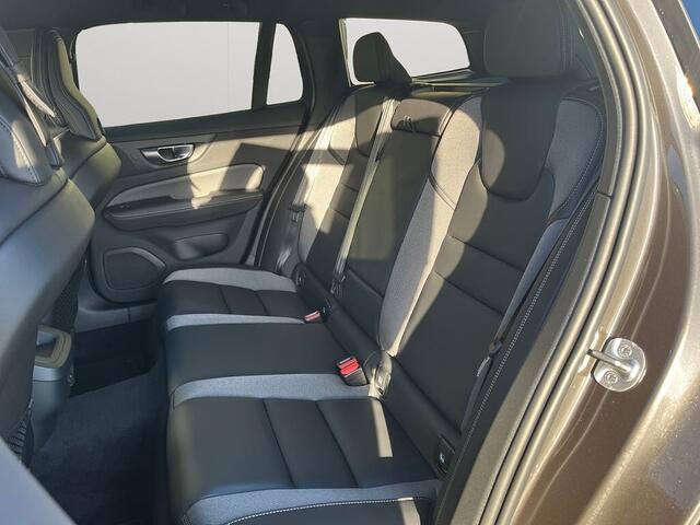 Volvo V60 Plus Dark