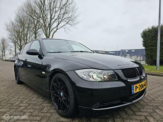 BMW 3-SERIE 318i Executive
