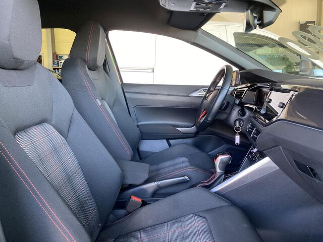 Volkswagen Polo GTI 2.0tsi 207pk -AUTOMAAT -GPS -App -LED MATRIX -Aluvelg 18 -Camera -LOADED