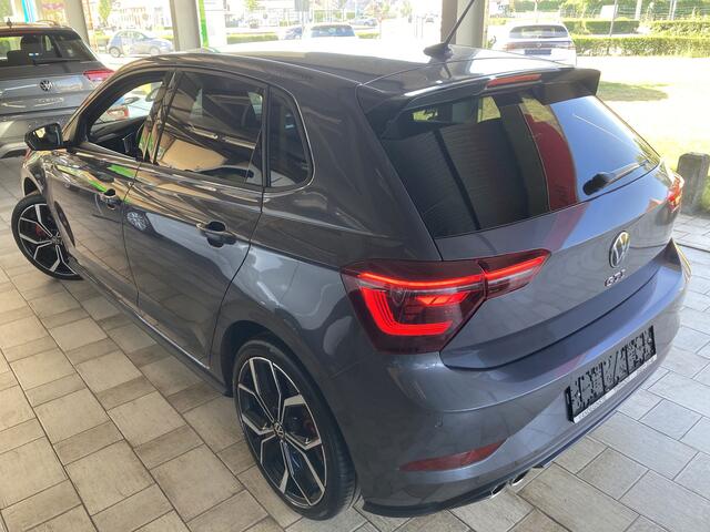 Volkswagen Polo GTI 2.0tsi 207pk -AUTOMAAT -GPS -App -LED MATRIX -Aluvelg 18 -Camera -LOADED