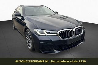 BMW 5-SERIE Touring 530d M Sport 286 PK Head Up Trekhaak LED Laser Sportstoelen 18 Inch Sensatec Leder