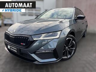 Skoda Octavia 1.4 TSI RS iV PHEV Business ACC / PDC / LED / RS KUIPSTOELEN / 180 KW / 245PK